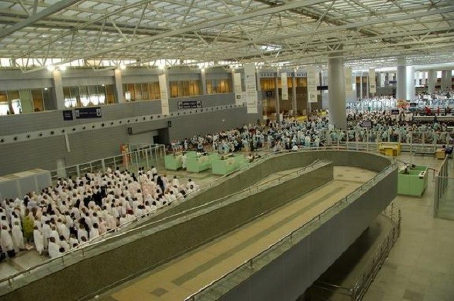 Bandara Jeddah dan Madinah Sibuk Terima Jemaah Haji